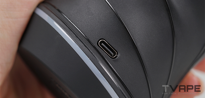 The USB C port of Focus V Carta Sport