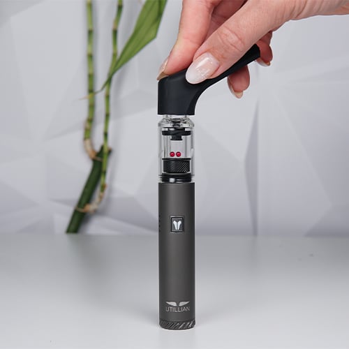 Utillian 6 dab pen - a process of the extended mouthpiece attachment