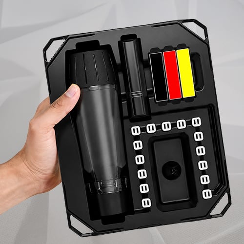 Hand holding a Zeus Arc S Hub vaporizer with complete Kit.